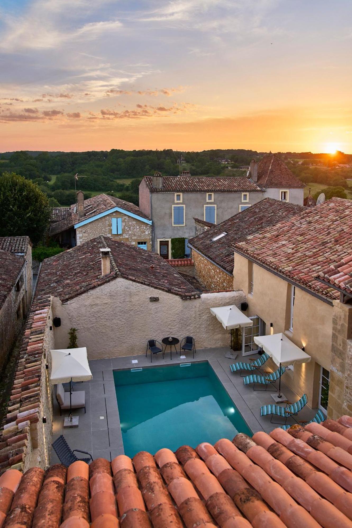 Hotel Le Chevalier Bleu Monpazier Eksteriør bilde